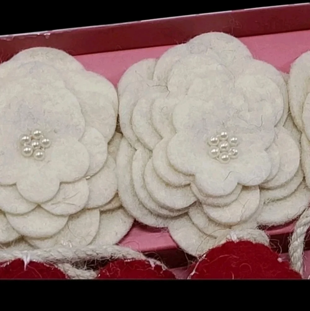 6ft Felt Hearts & Roses Beaded Valentines Day Garland Decor Love & Cupcakes New